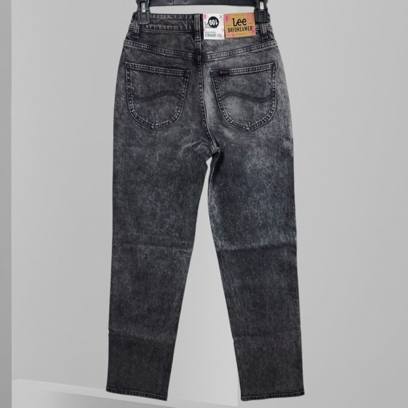 New Daydreamer x Lee 90s Inspired Straight Leg Washed Denim - Picture 11 of 11